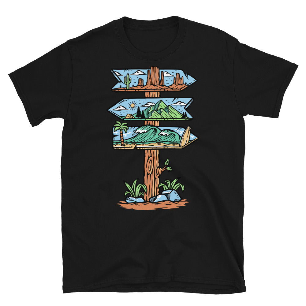 señal de tráfico hacia un paisaje natural Fit Unisex Softstyle Camiseta