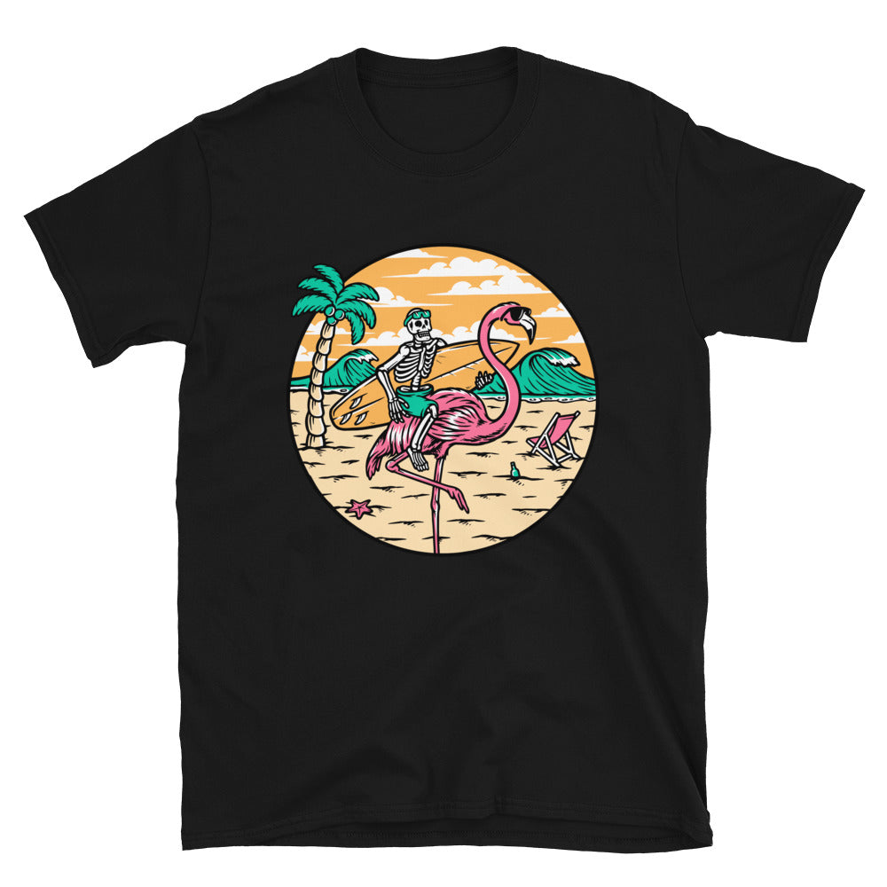 Calavera y flamenco en la playa Fit Unisex Softstyle Camiseta