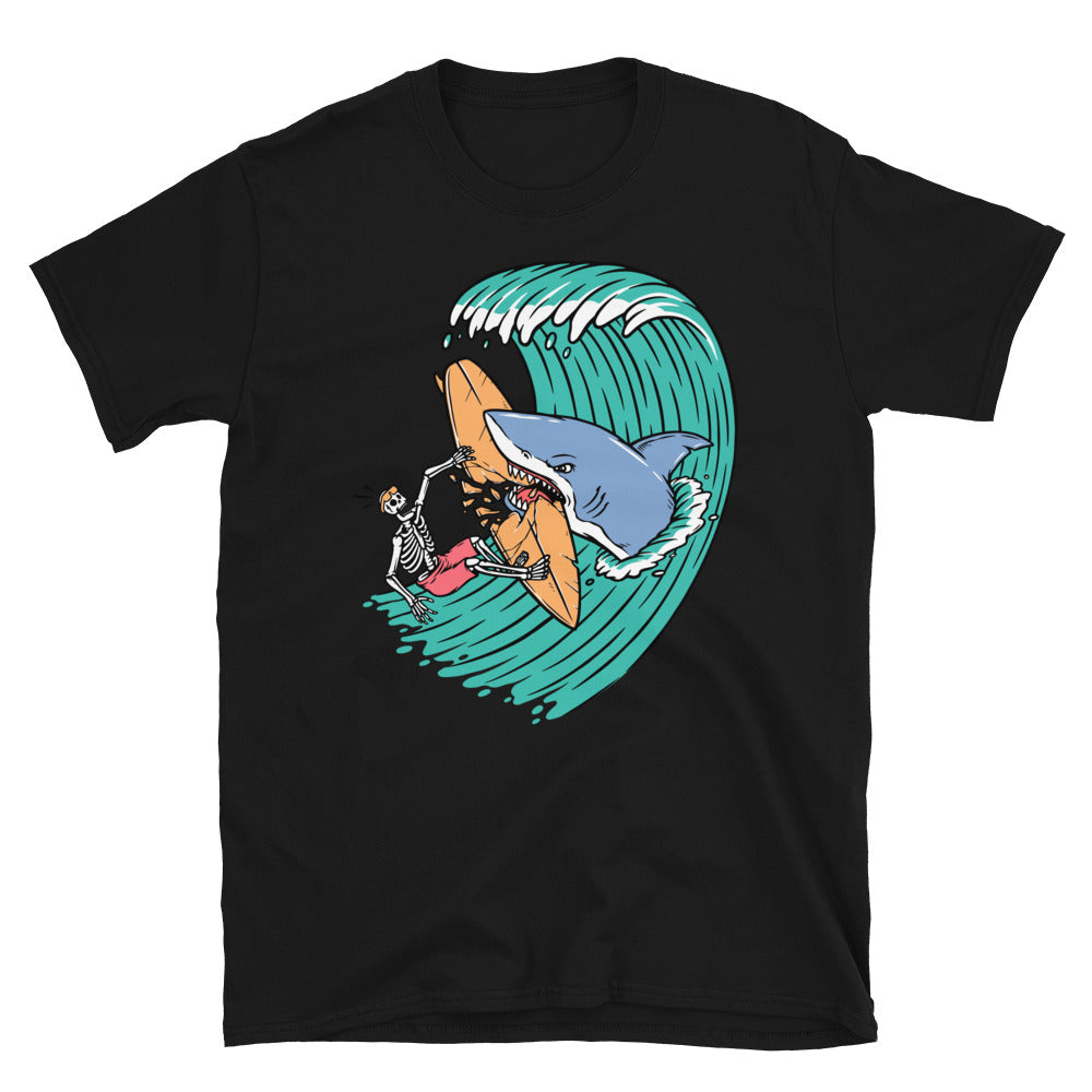 Haie greifen Surfer an Fit Unisex Softstyle T-Shirt