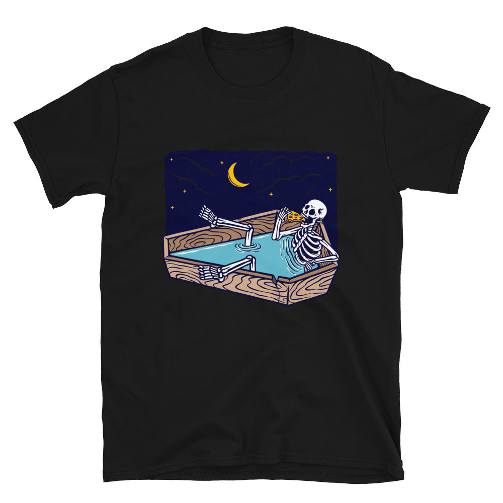 Skull bathing while eating pizza Fit Unisex Softstyle T-Shirt