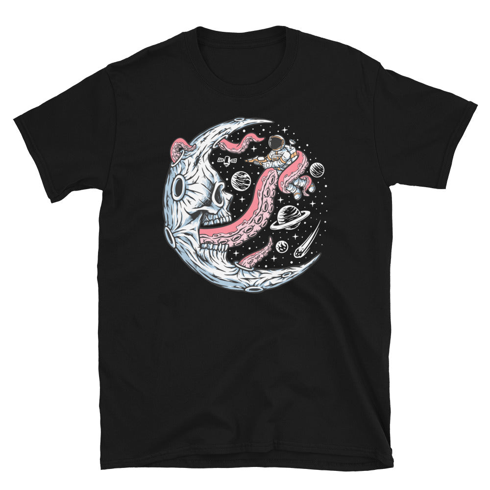 Astronaut Attacked by Moon monsters - Fit Unisex Softstyle T-Shirt